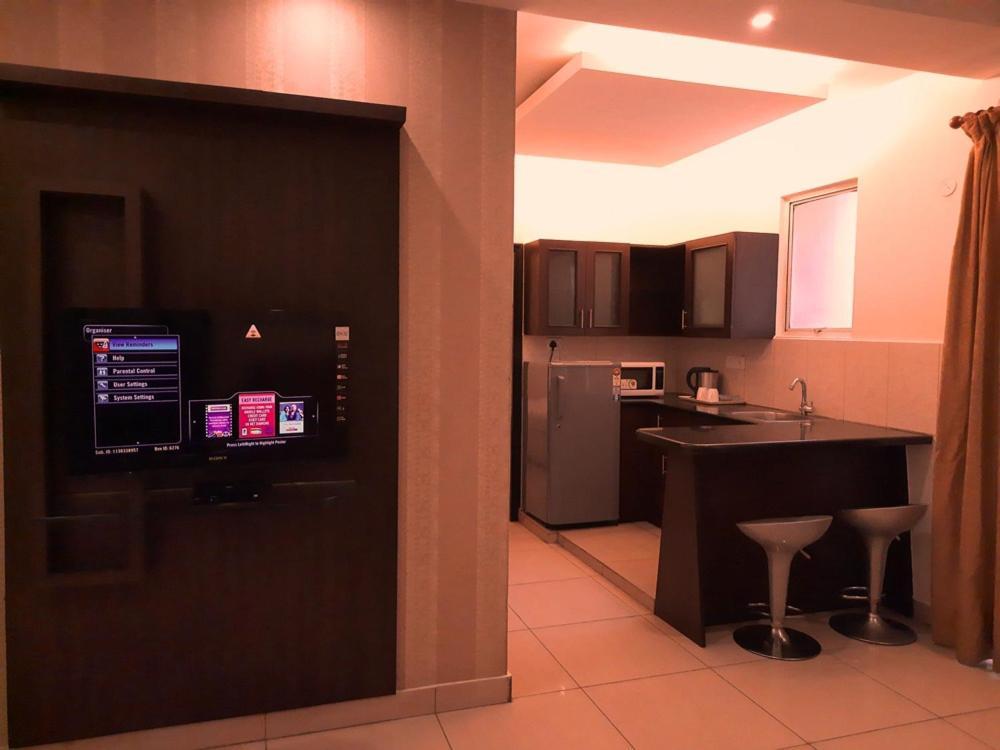 Hotel Nagarjuna Suites Bangalore Luaran gambar