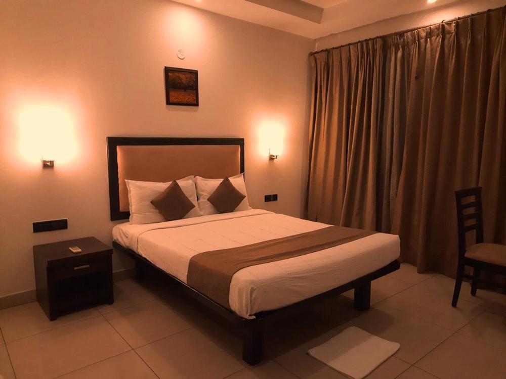 Hotel Nagarjuna Suites Bangalore Luaran gambar