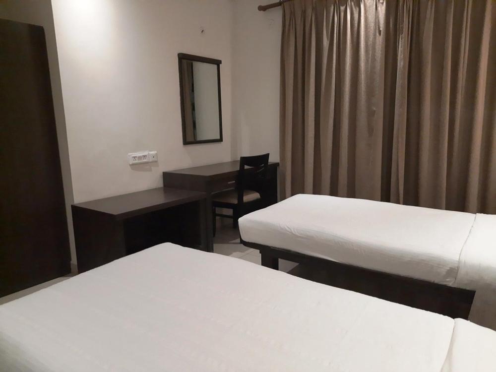Hotel Nagarjuna Suites Bangalore Luaran gambar