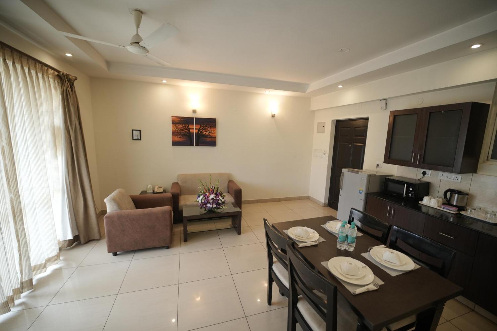 Hotel Nagarjuna Suites Bangalore Luaran gambar