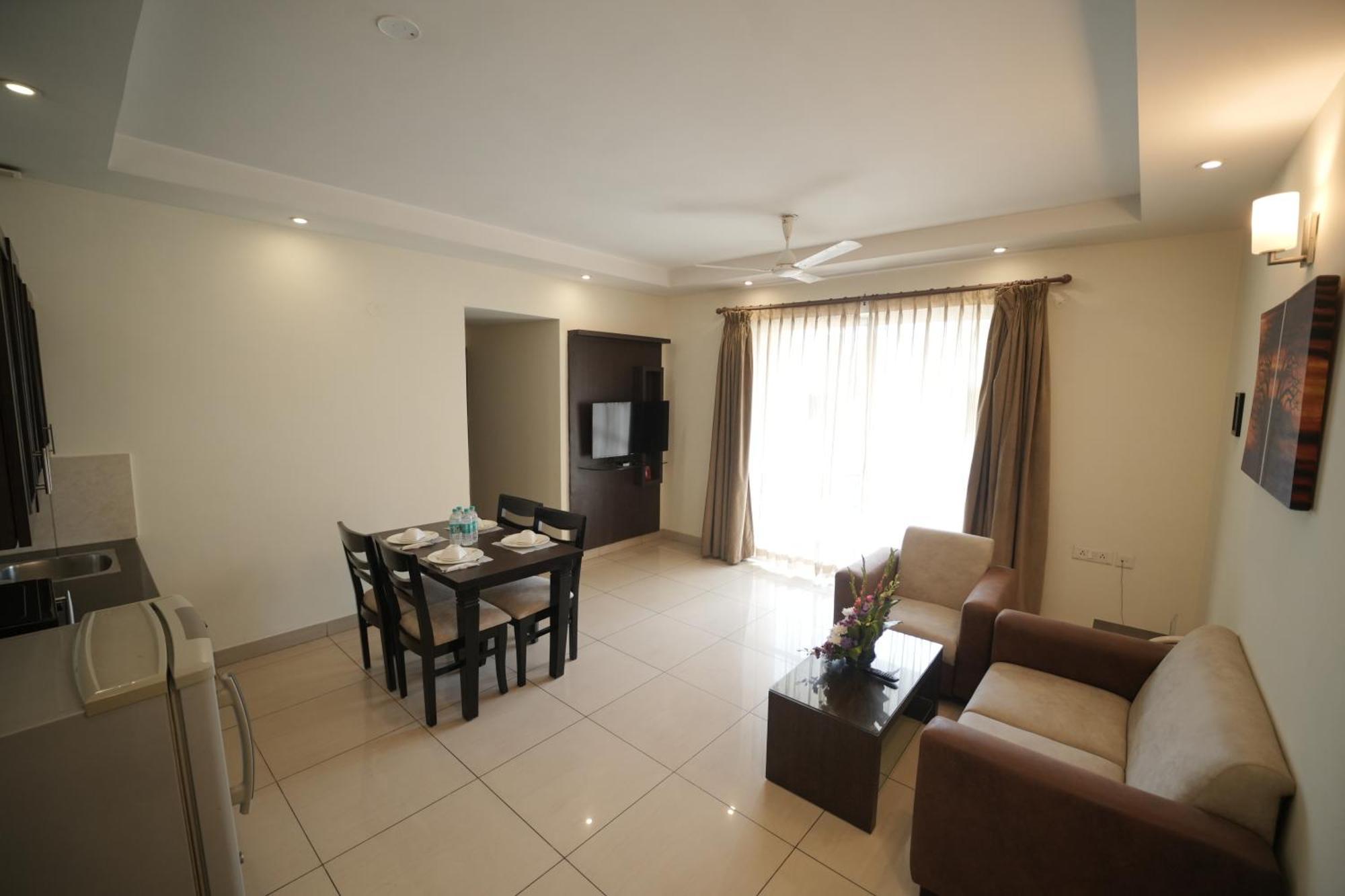 Hotel Nagarjuna Suites Bangalore Luaran gambar