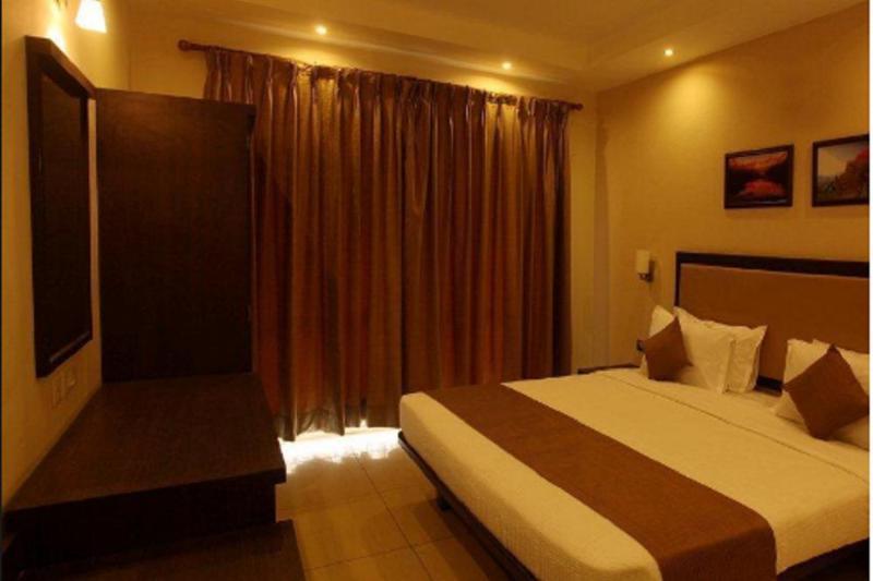 Hotel Nagarjuna Suites Bangalore Luaran gambar